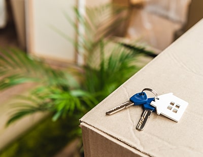 Conveyancers agree new rules for house moves during virus period 