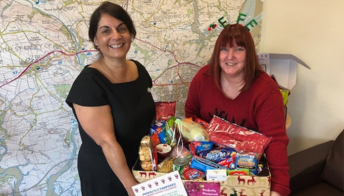 Agents Do Charity At Christmas - good works and tinsel
