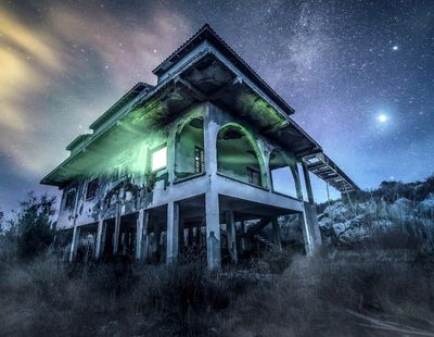Spook-tacular! Agent presents frighteningly fun property listings