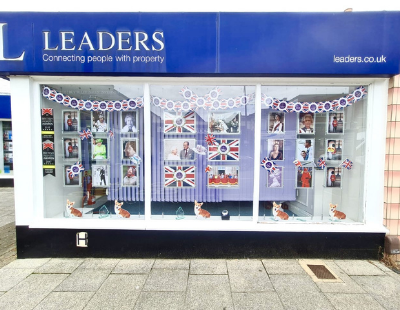 Platinum Jubilee: Agency windows given a royal refresh
